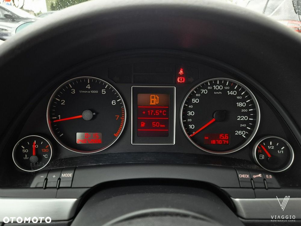 Audi A4 Avant 1.6 - 9