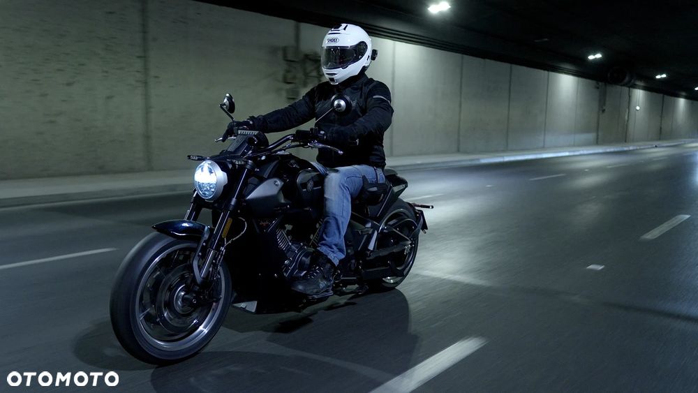 Morbidelli C1002V - 4