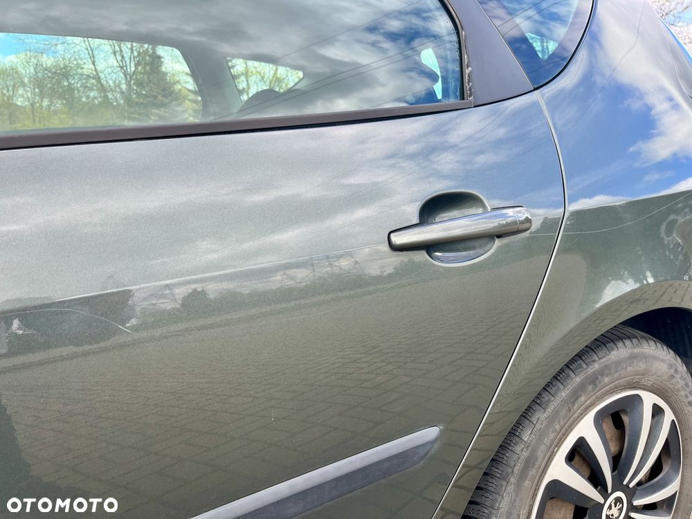Peugeot 407 1.8 Presence - 8