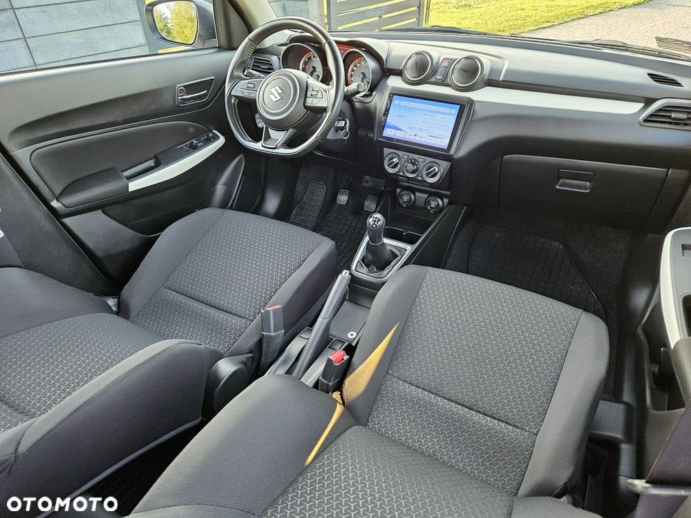 Suzuki Swift - 10