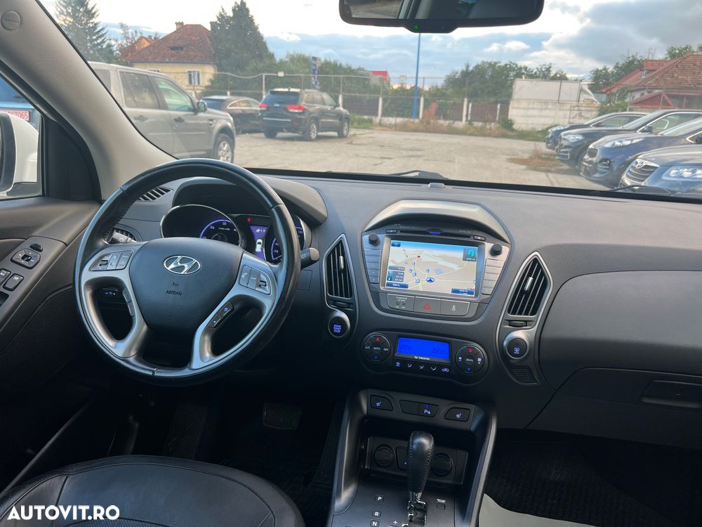 Hyundai ix35 2.0 CRDI 4WD Automatik Fifa World Cup Gold Edition - 26