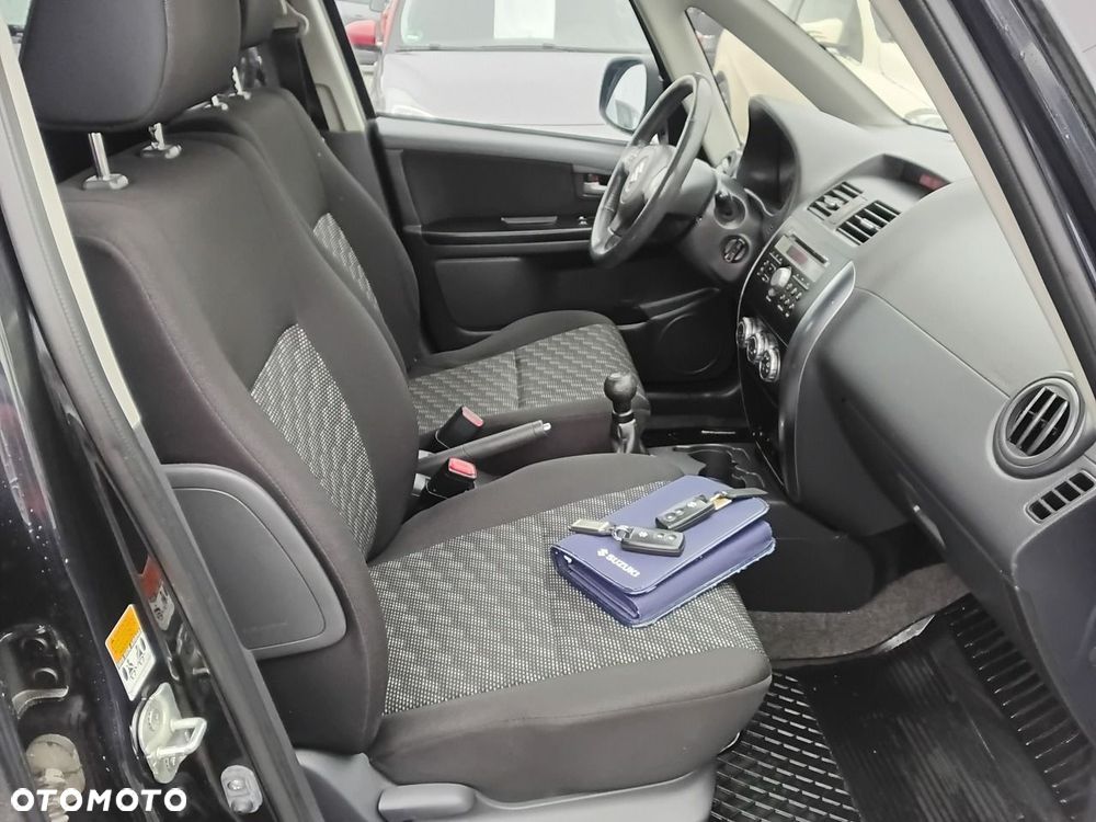 Suzuki SX4 - 11