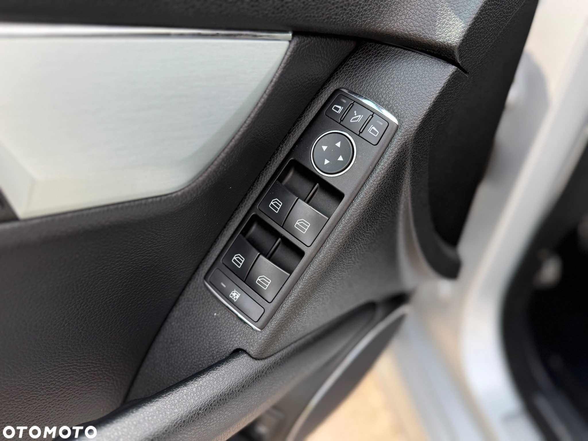 Mercedes-Benz Klasa C 350 T 7G-TRONIC Avantgarde - 20