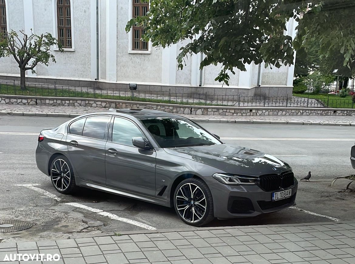 BMW Seria 5 530e Aut. - 1