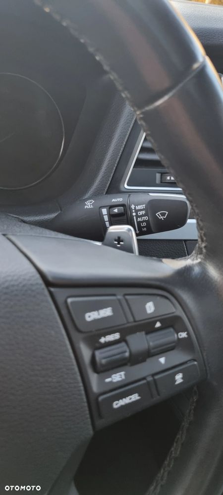 Genesis G80 - 16