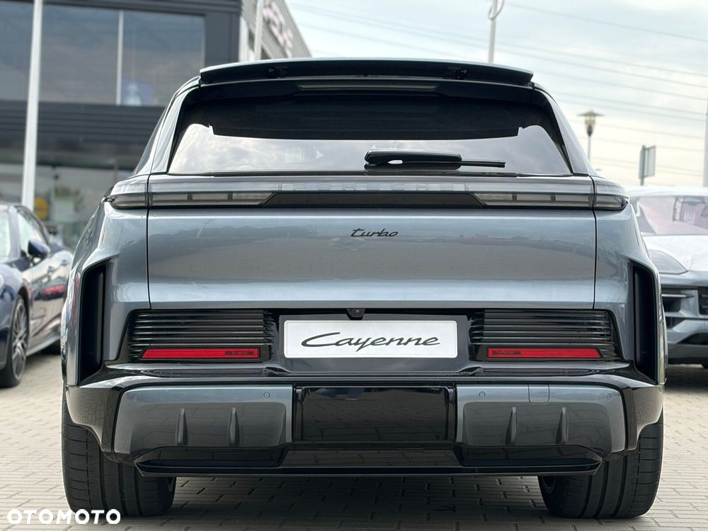 Porsche Cayenne - 6