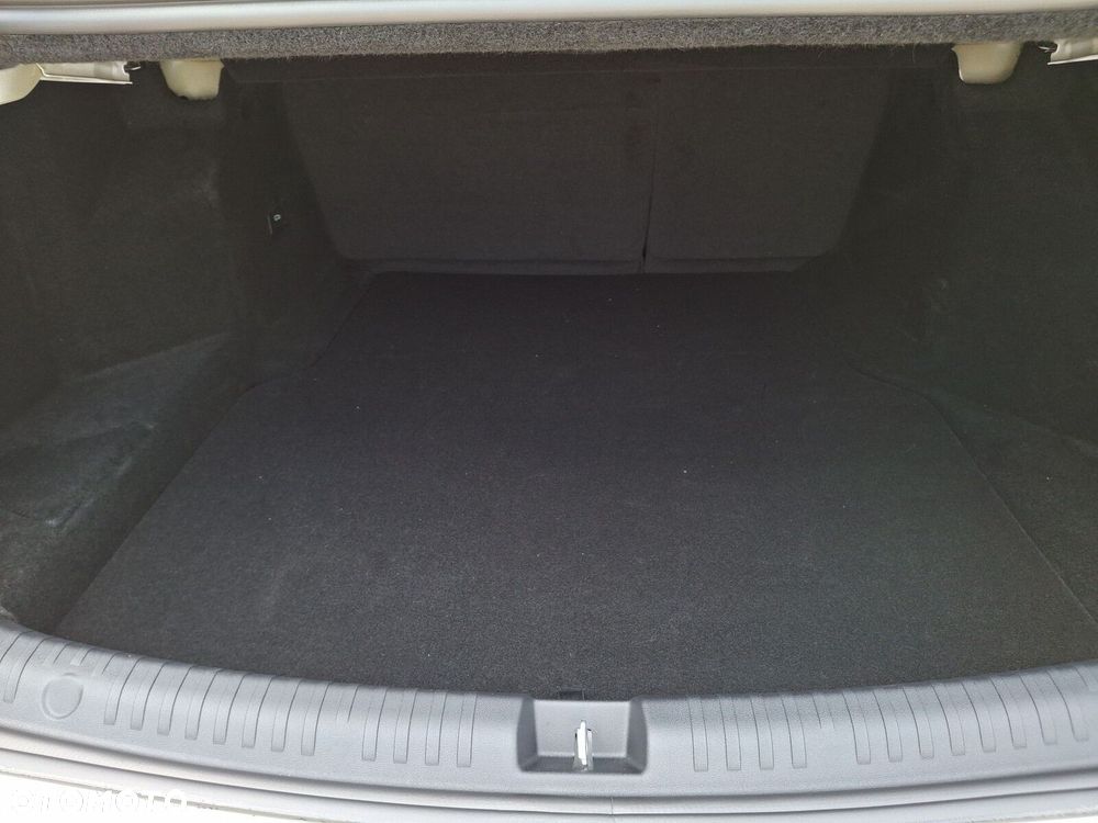 BYD Seal 6 - 19