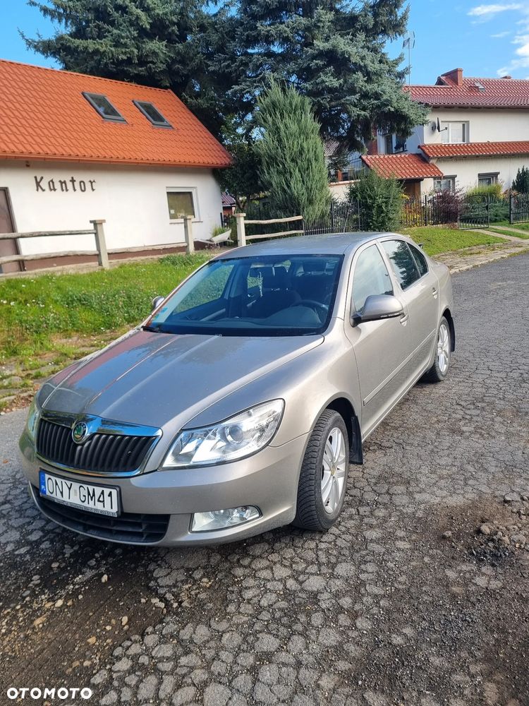 Skoda Octavia - 2
