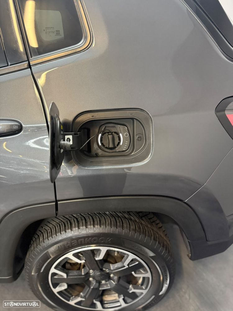 Jeep Compass 1.3 T4 4xe Auto Trailhawk - 16