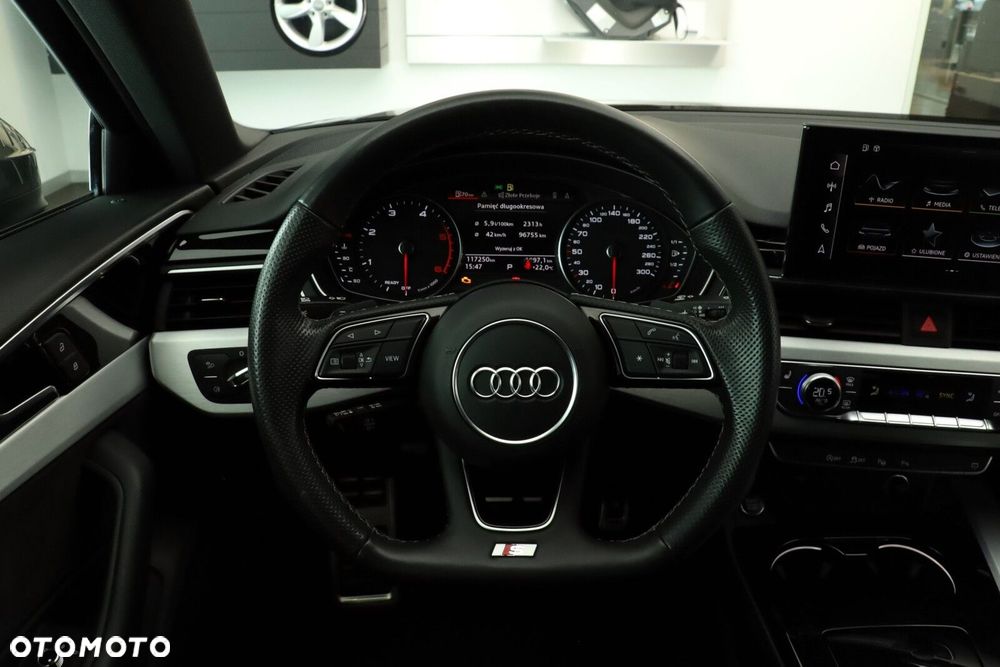 Audi A4 Avant - 21