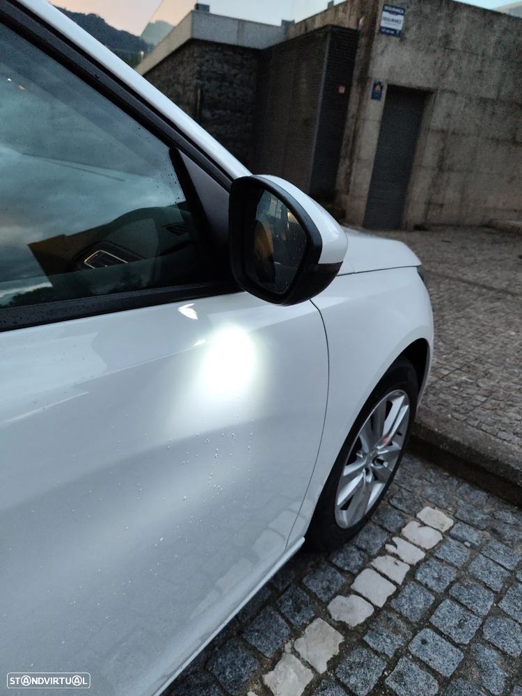 Peugeot 308 1.2 PureTech Business Line - 12