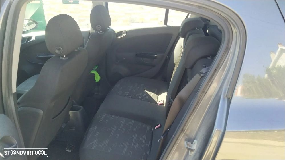 Opel Corsa 1.3 CDTi Enjoy EcoFLEX - 11