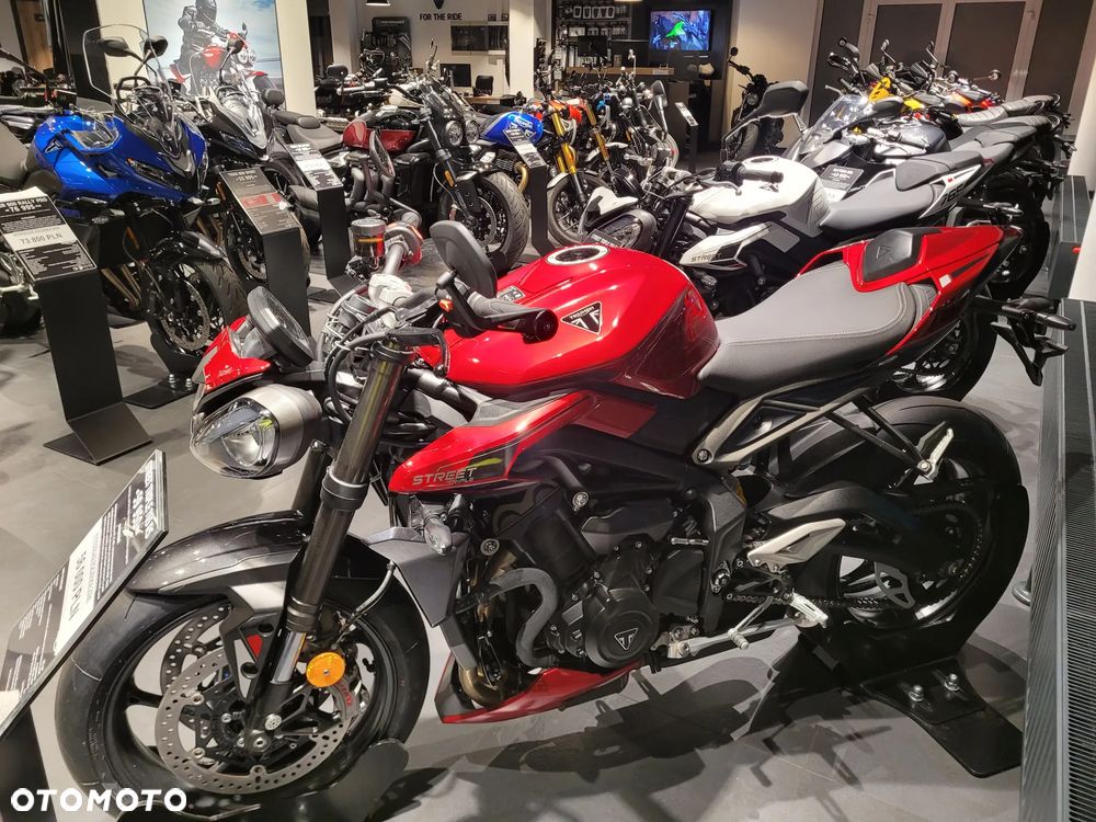 Triumph Street Triple - 3