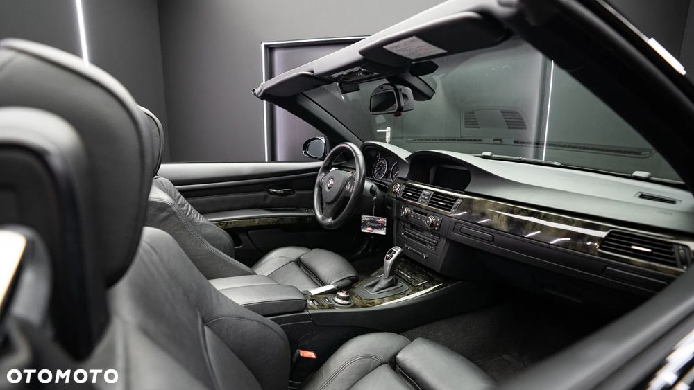 BMW Seria 3 335i Coupe M Sport Edition - 33