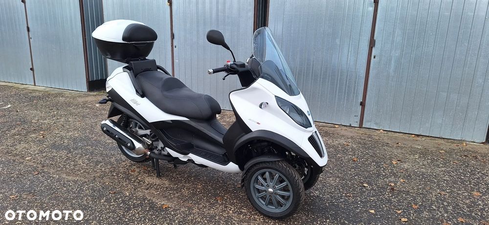 Piaggio MP-3 - 14