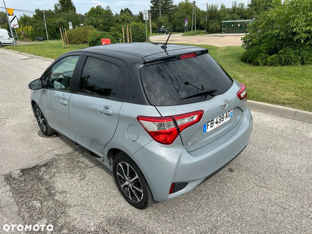 Toyota Yaris 1.5 Life - 19