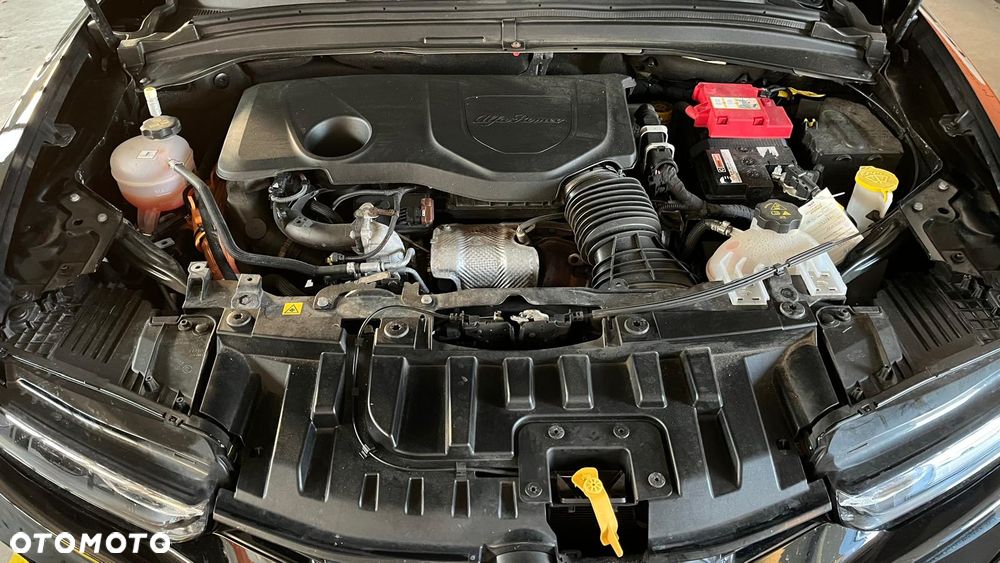 Alfa Romeo Tonale 1.3 PHEV Q4 Veloce - 19