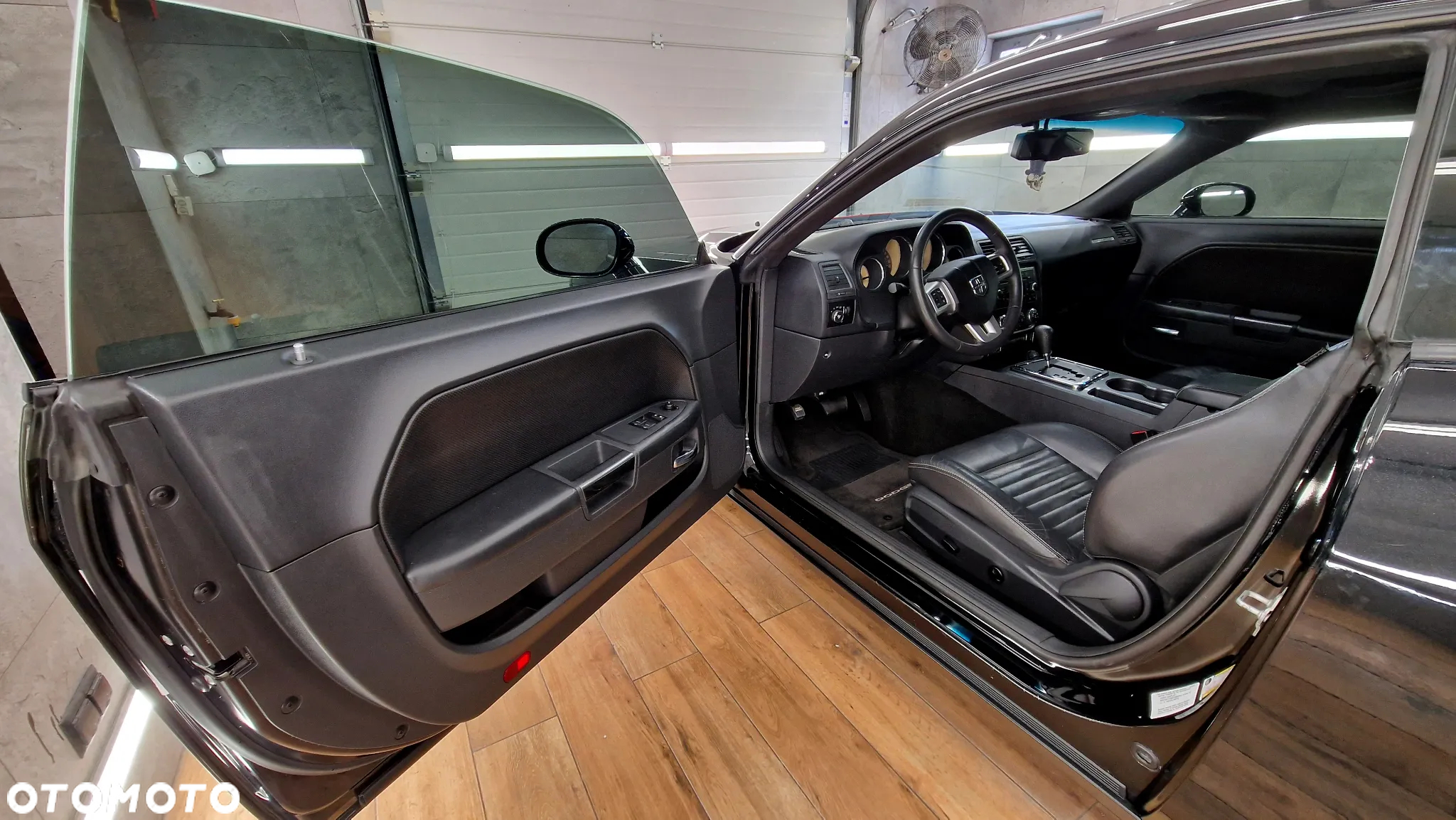 Dodge Challenger Automatik SXT Plus - 11