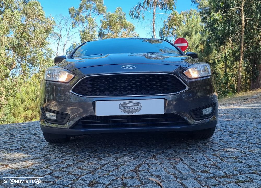 Ford Focus 1.0 EcoBoost Business - 17