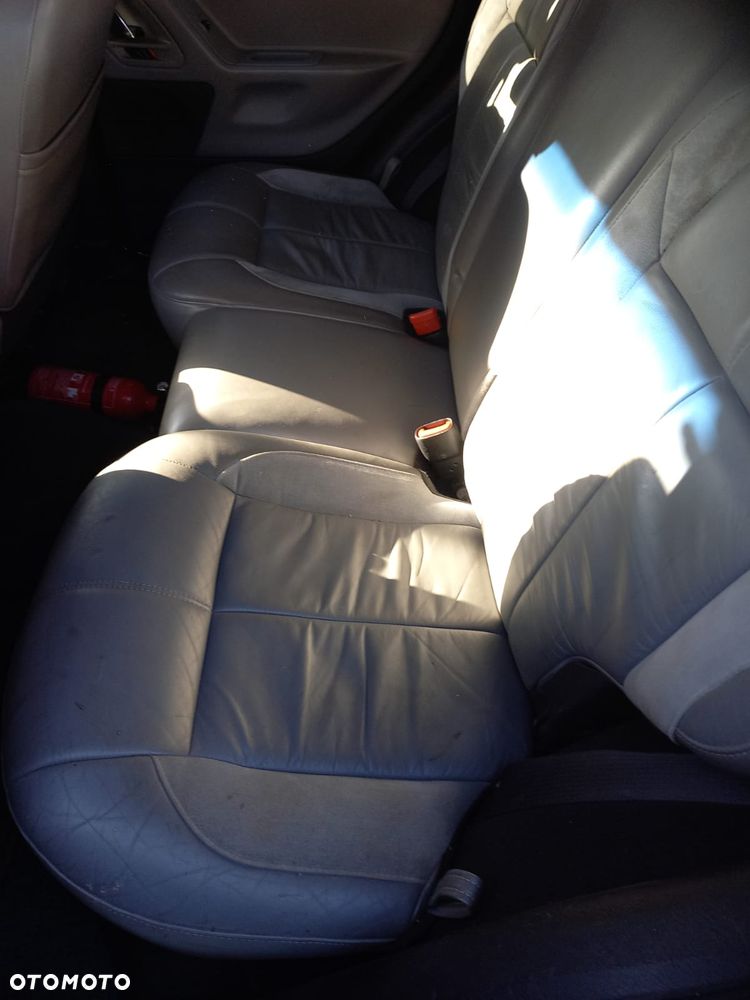 Jeep Grand Cherokee - 13