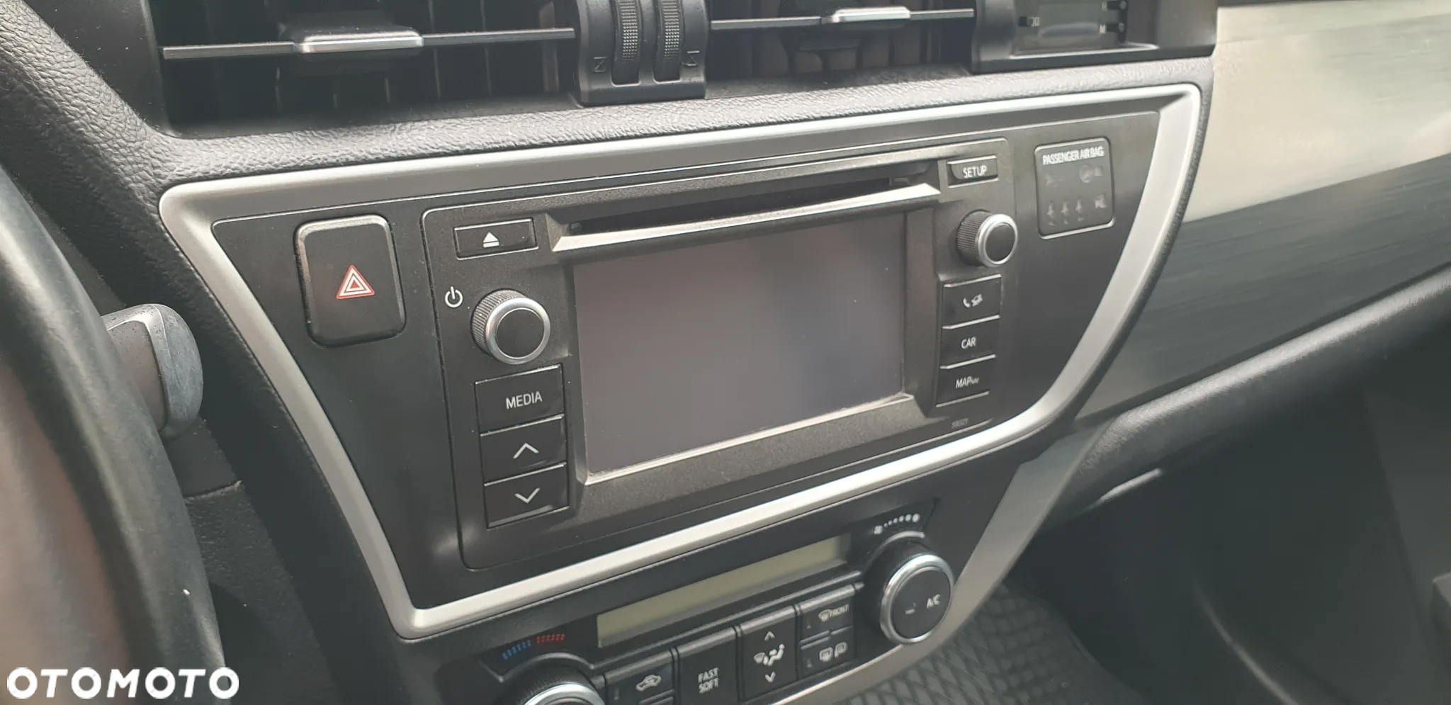 Toyota Auris 1.33 VVT-i Life Comfort - 12