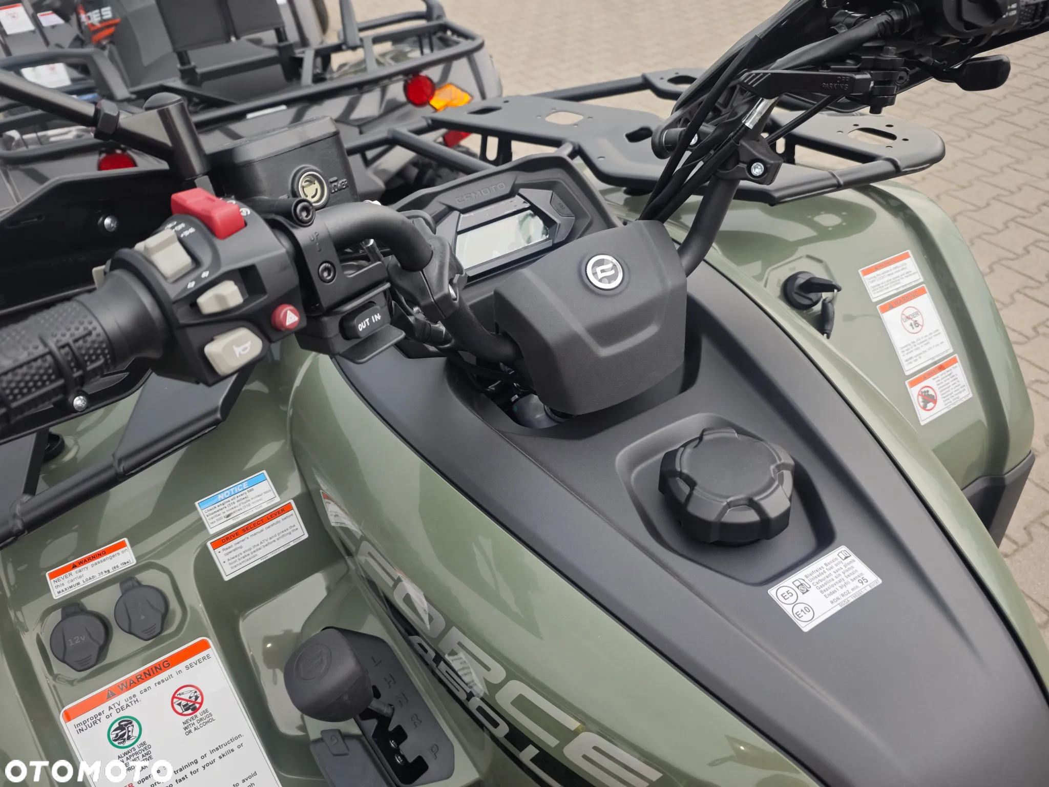 CFMoto CForce - 17
