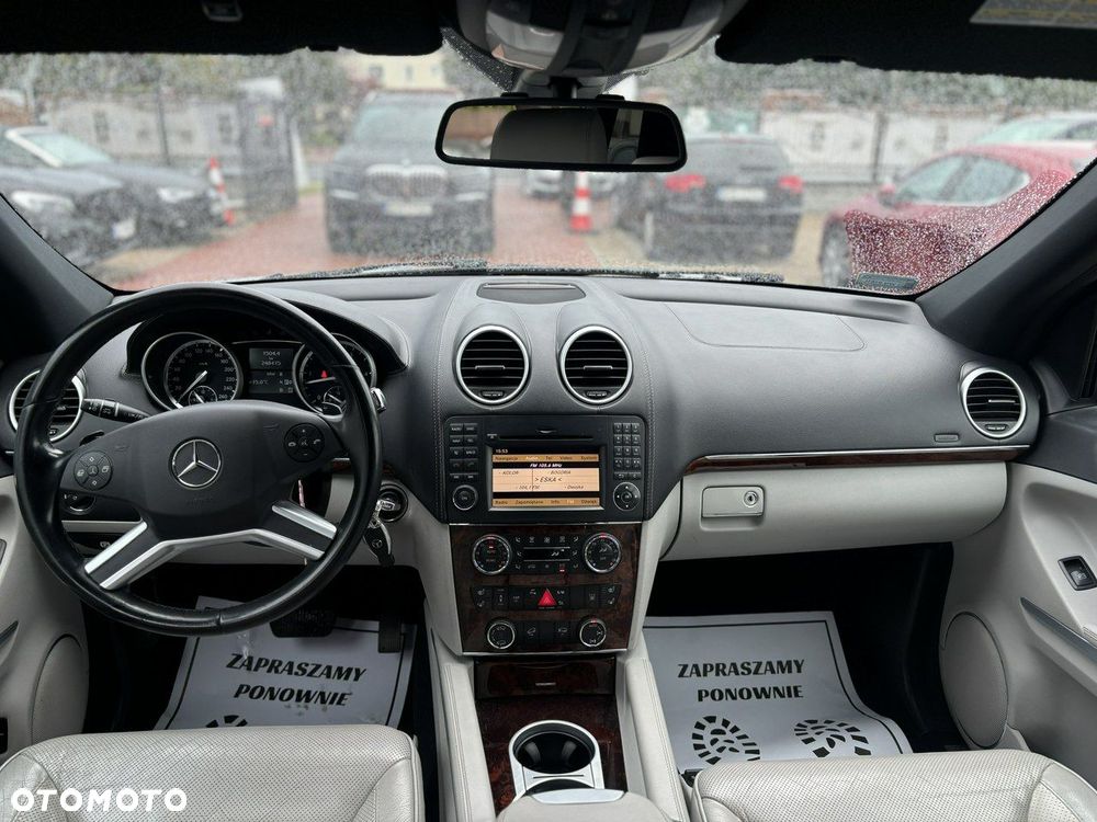 Mercedes-Benz GL - 30