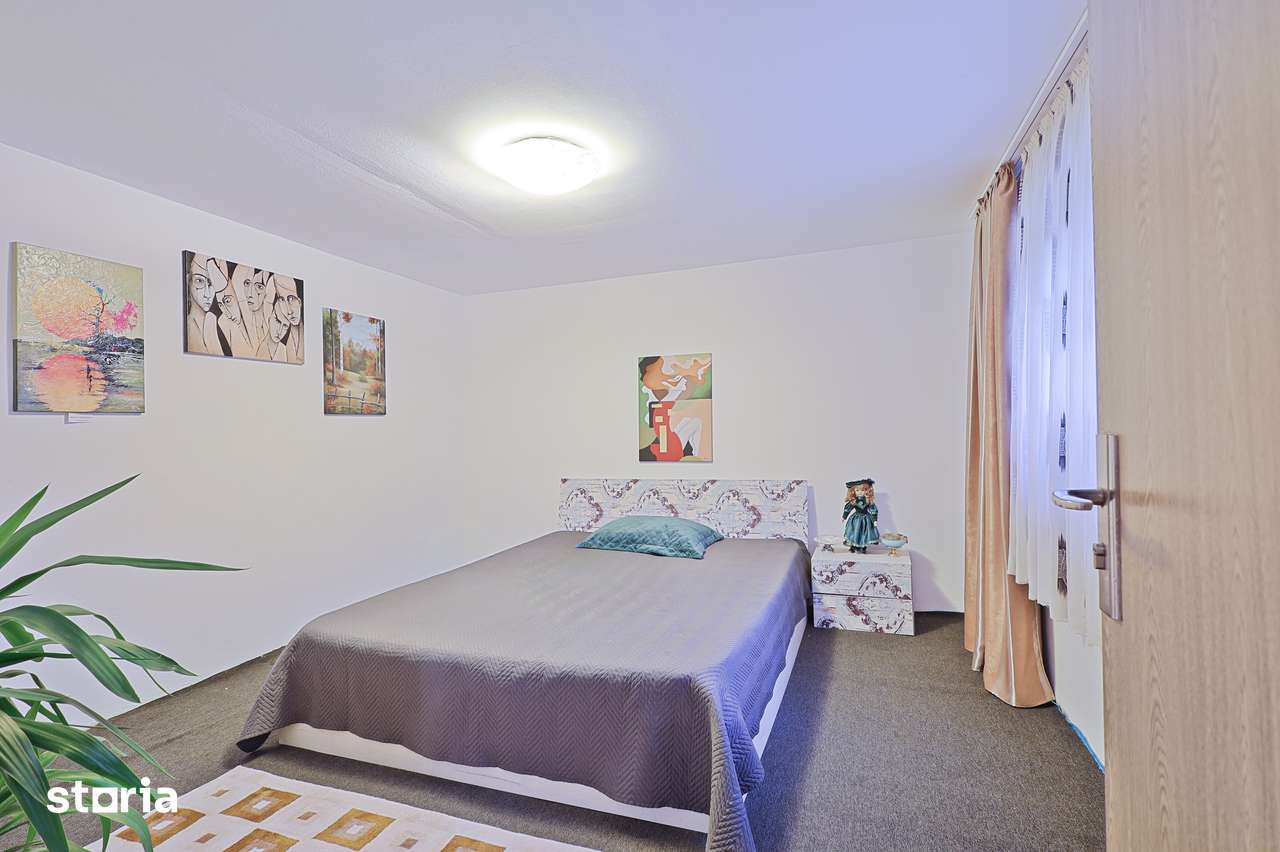 Casă parter situată central în orașul Mangalia,str.Portului, 656 mp - Imagine principală: 5/7