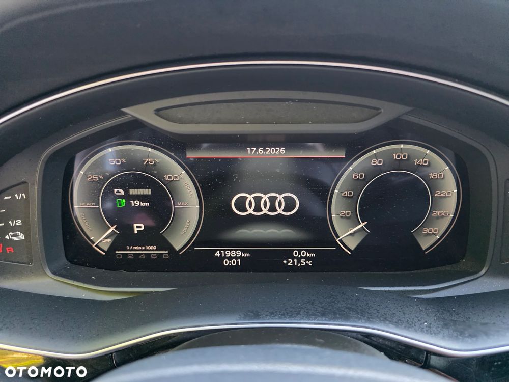 Audi Q8 - 25