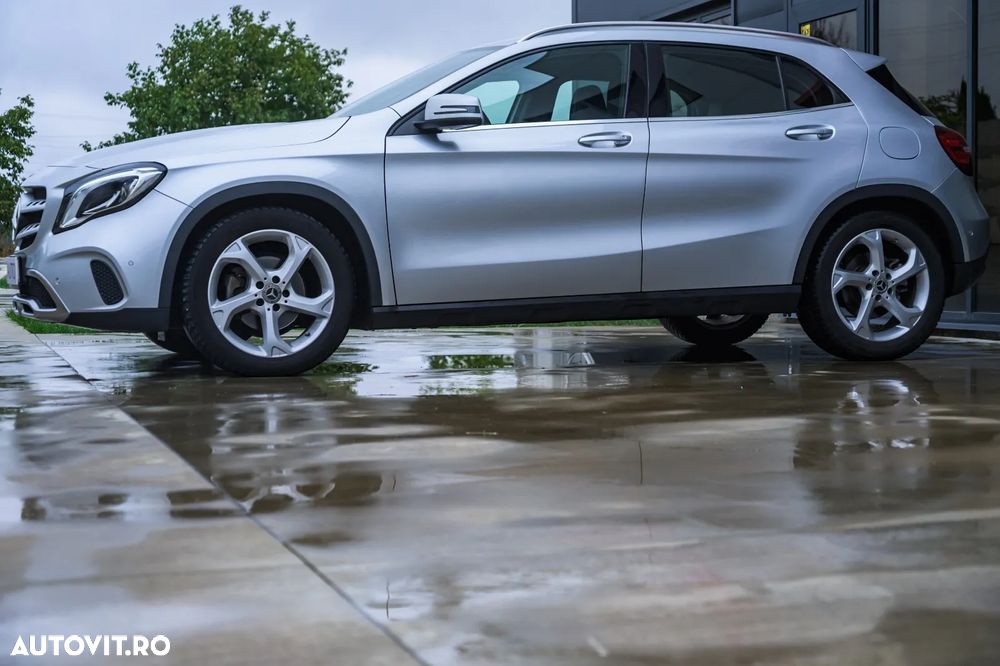 Mercedes-Benz GLA 200 7G-DCT SCORE! - 8