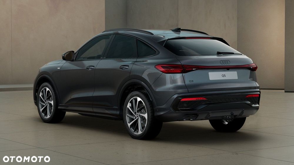 Audi Q5 Sportback - 3