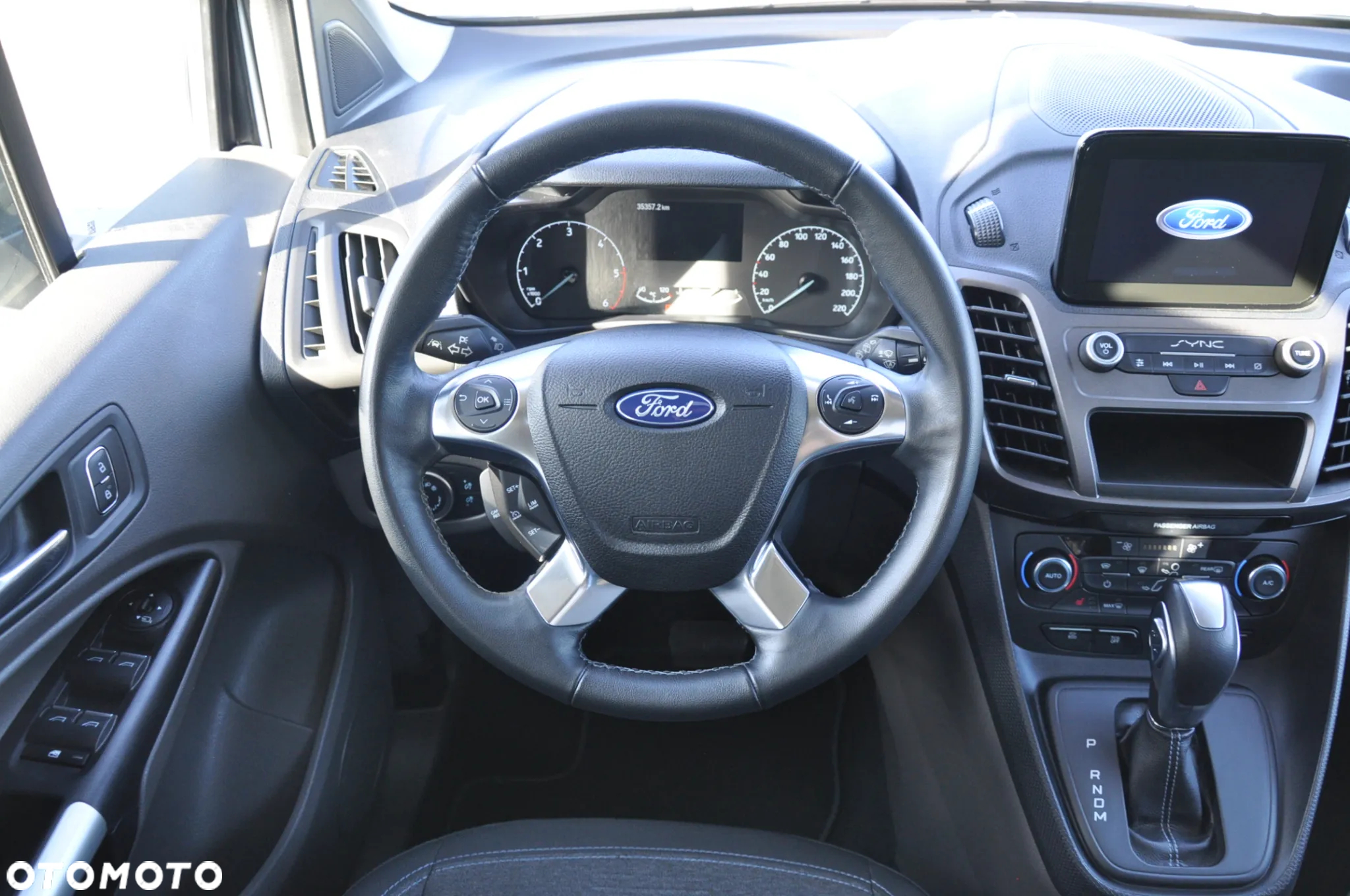 Ford Tourneo Connect 1.5 EcoBlue Active PowerShift - 25
