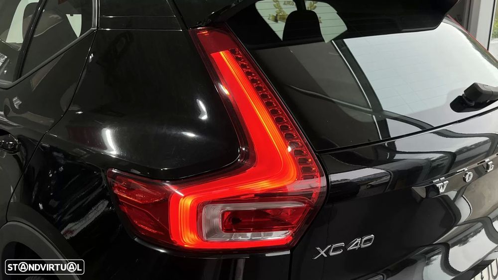 Volvo XC 40 1.5 T2 Momentum Core - 35