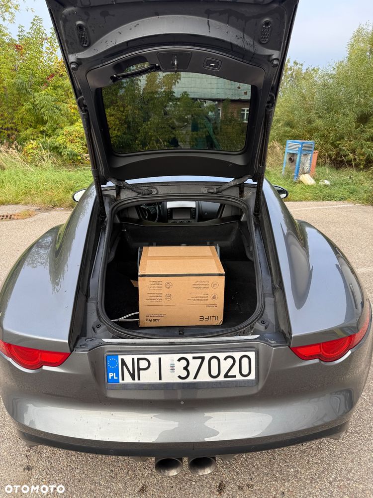 Jaguar F-Type - 18