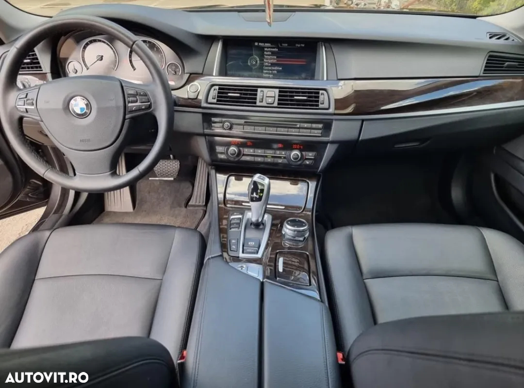 BMW Seria 5 528i xDrive Touring Aut. Modern Line - 15