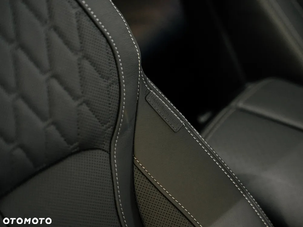 BMW X5 M M60i xDrive - 17