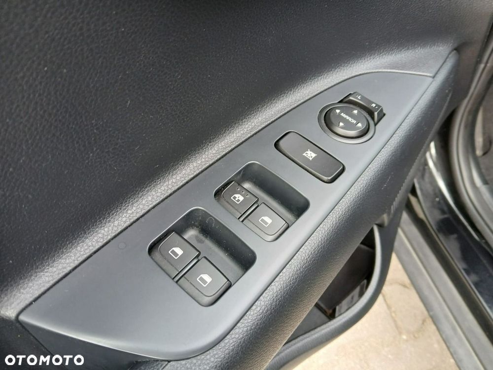 Kia Stonic 1.2 M - 12