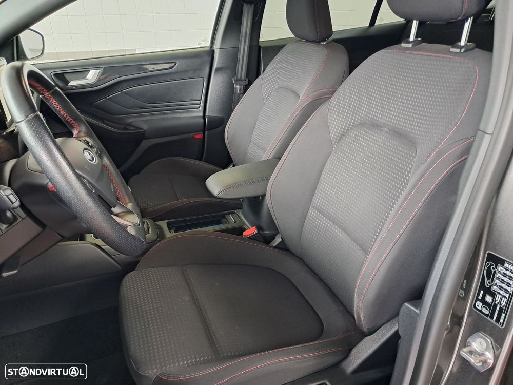 Ford Focus 1.0 SCTi ST-Line - 6