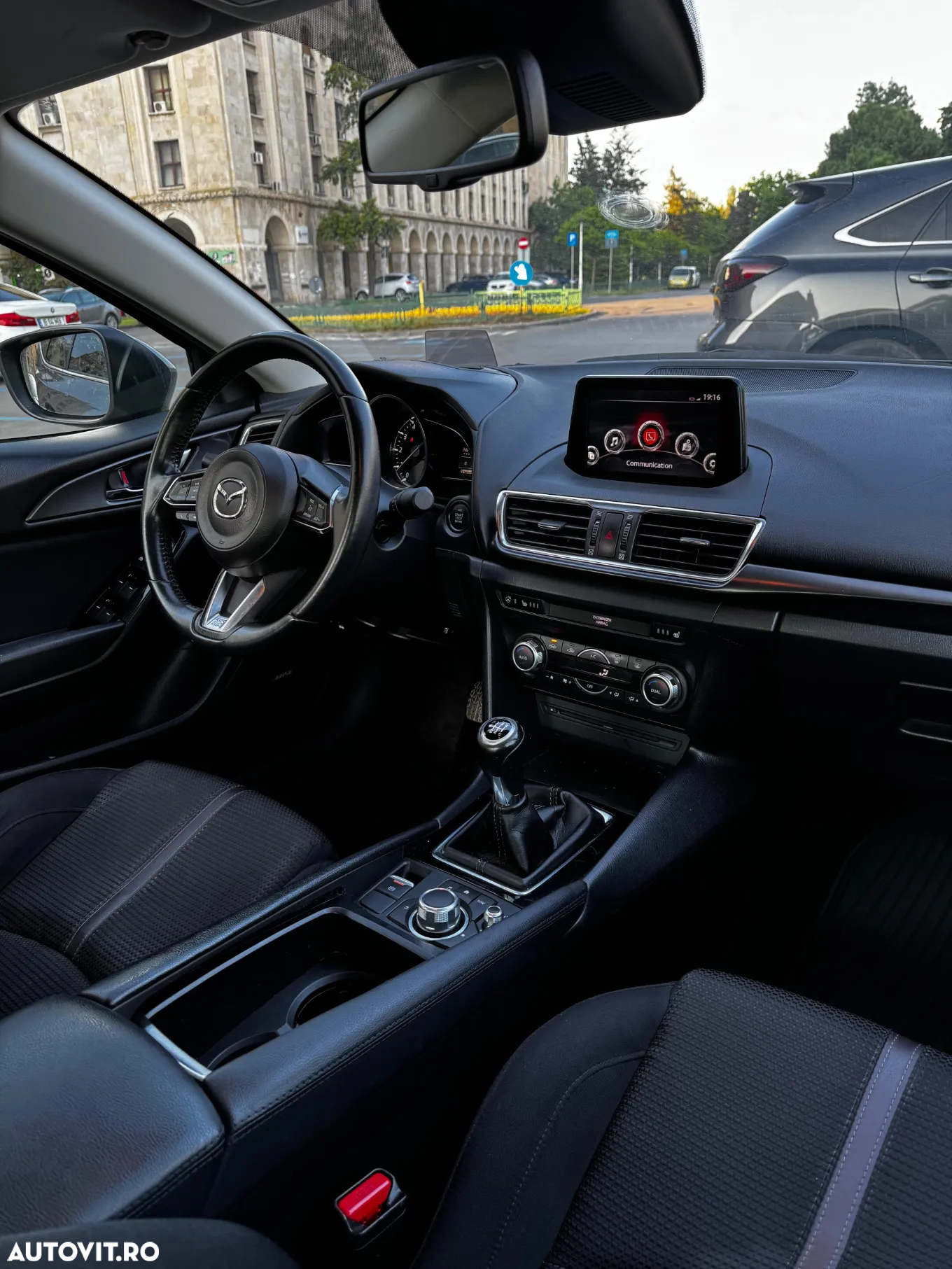 Mazda 3 - 2