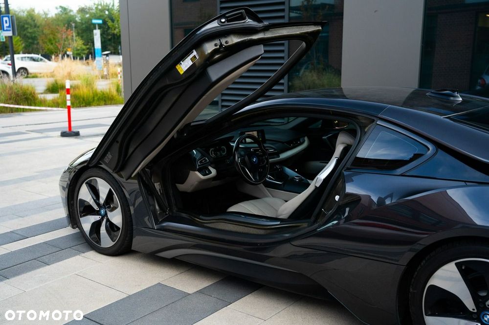 BMW i8 Standard - 22