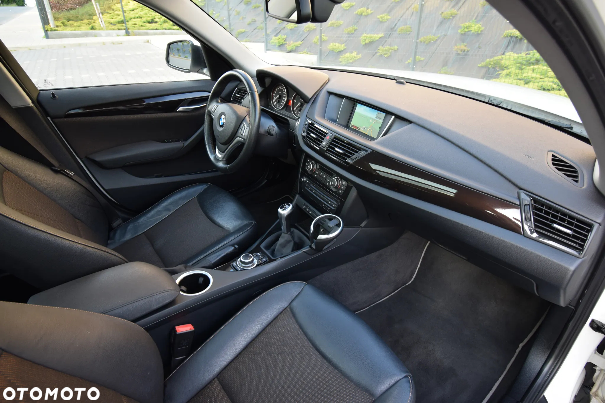 BMW X1 sDrive18d xLine - 23