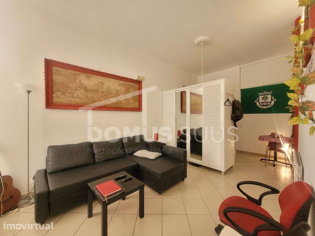 Loja de rés do chão com afetação comercial - Grande imagem: 2/11