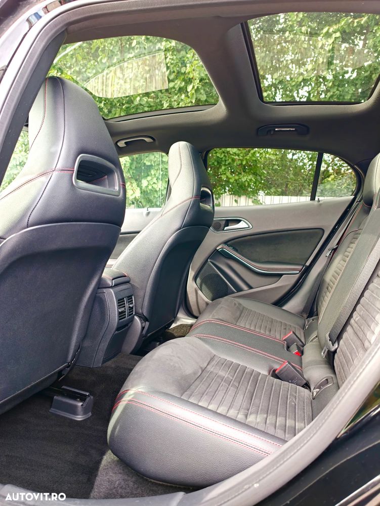 Mercedes-Benz GLA 250 4MATIC 7G-DCT AMG Line - 10