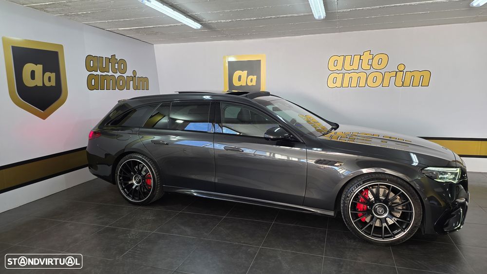 Mercedes-Benz E 53 AMG Hybrid 4Matic+ - 5