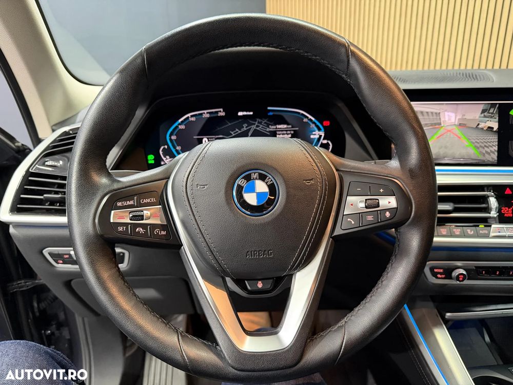 BMW X5 xDrive45e - 10