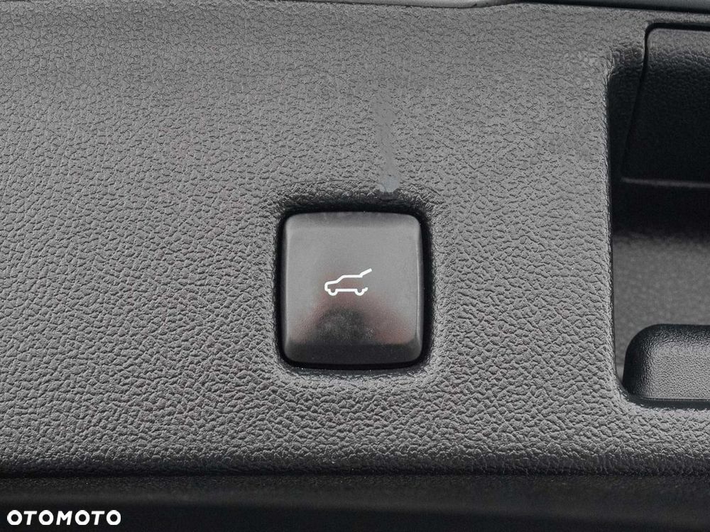 Ford Kuga - 29