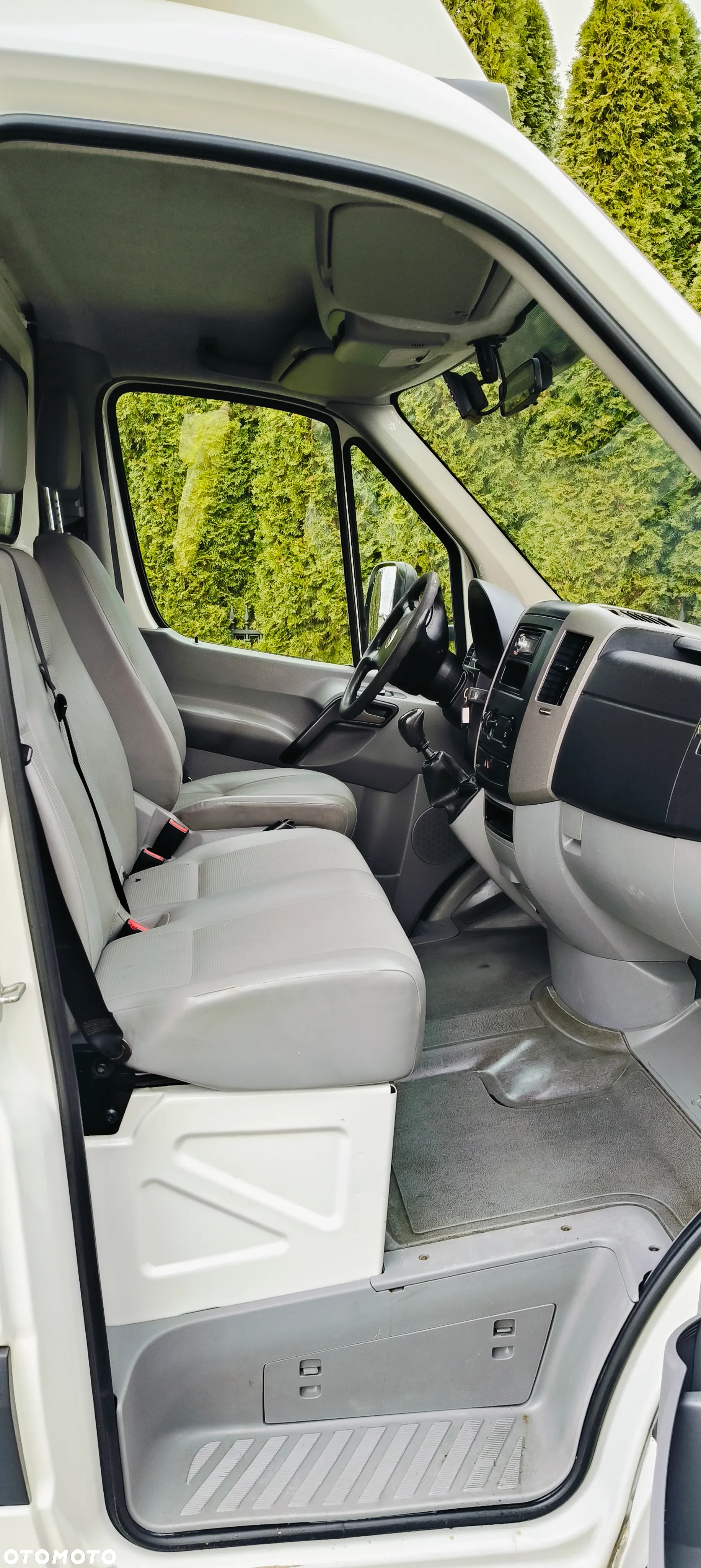 Volkswagen CRAFTER MAXI KONTENER 2.5 TDI 136 KM - 9
