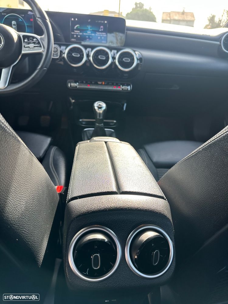 Mercedes-Benz A 180 Limousine d Business Solutions - 7