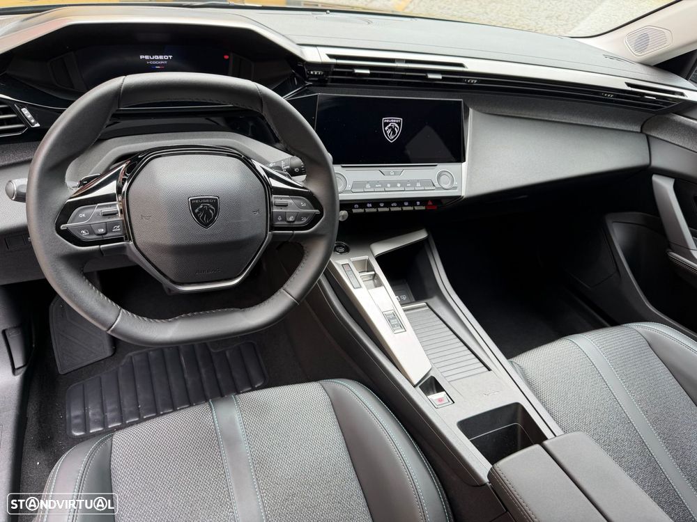 Peugeot E-408 58 kWh Allure - 25