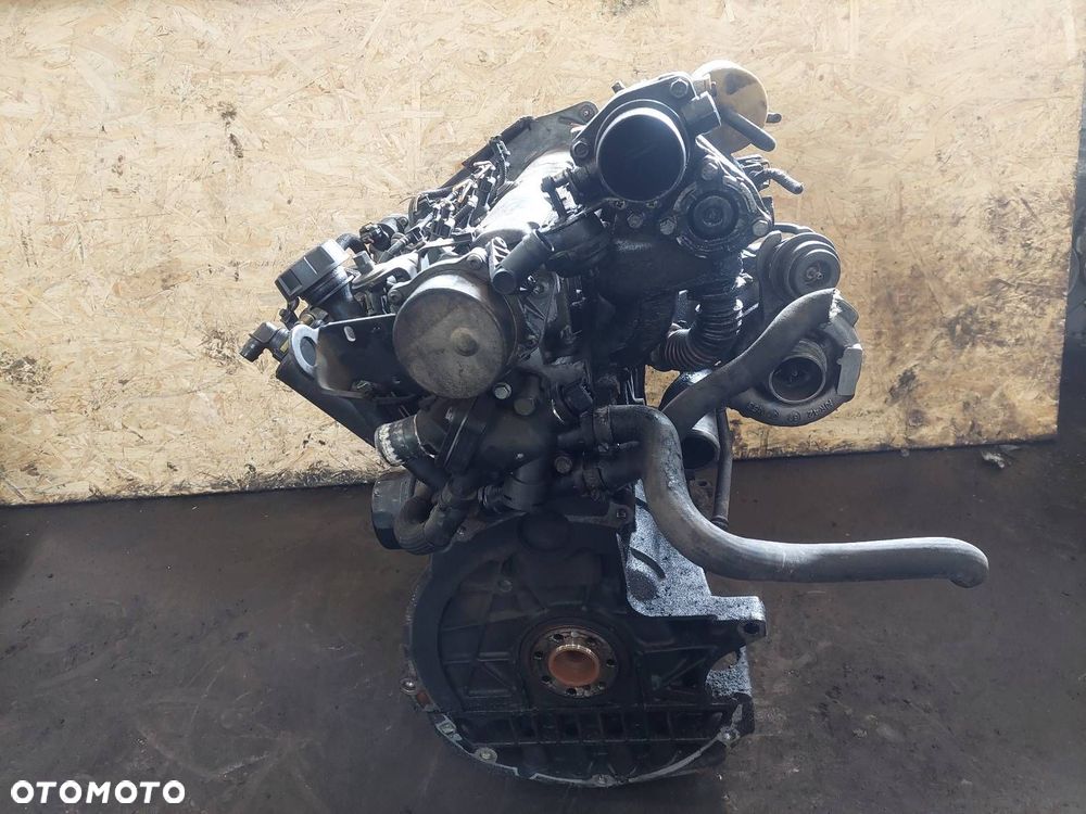 SILNIK POMPA WTRYSKI TURBO VOLVO V40 I S40 I 1.9 DI D4192T4 7700105102C - 8
